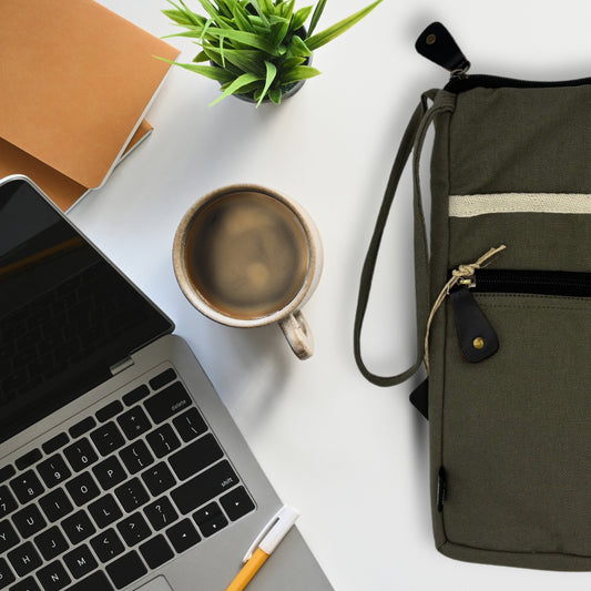 Slim and Portable Laptop & Tablet Pouches - Kraas Store